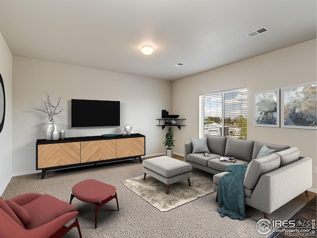 920 Wagon Bend Rd, Berthoud, CO 80513 - living area with baseboards