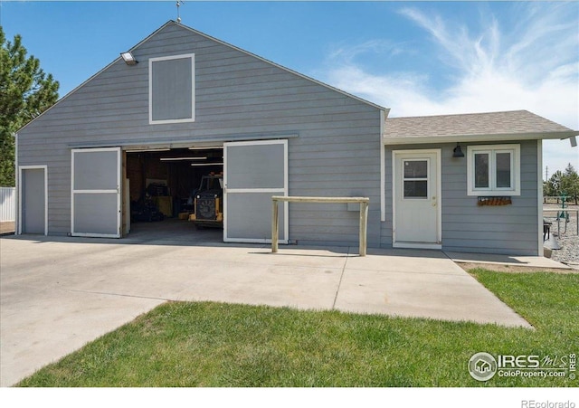7726 Kit Fox Dr, Wellington, CO 80549 - detached garage with concrete driveway