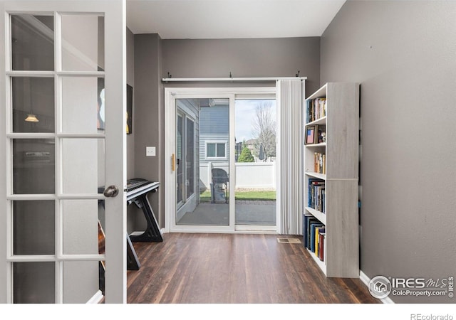 entryway featuring wood finished floors