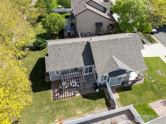 aerial view of property and surrounding area