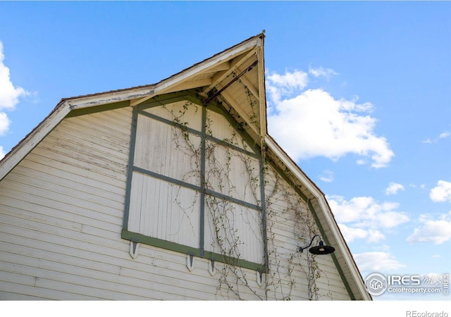 1341 N 95th St, Lafayette, CO 80026 - exterior view of a barn