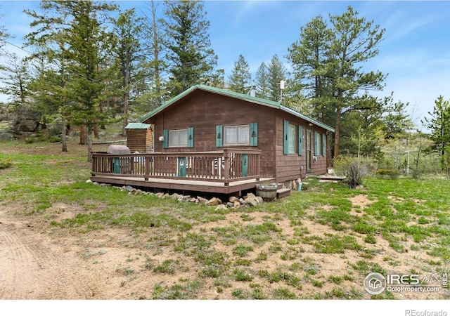 view of front of home featuring a deck