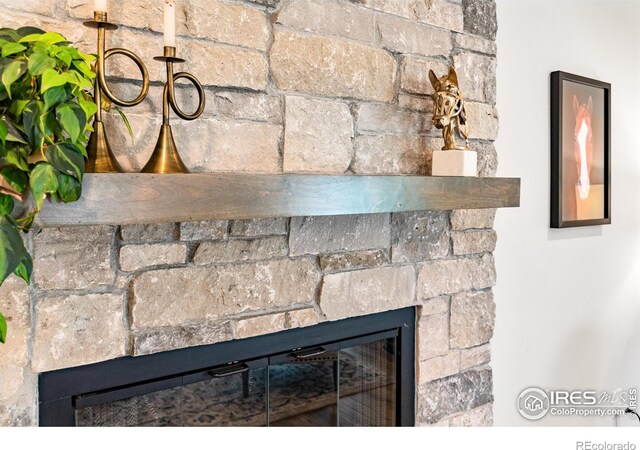 2017 Vaquero St, Longmont, CO 80504 - detailed view of a fireplace