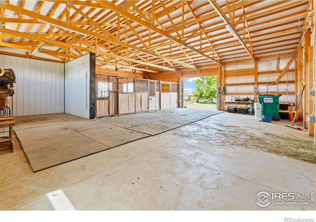 2017 Vaquero St, Longmont, CO 80504 - view of stable