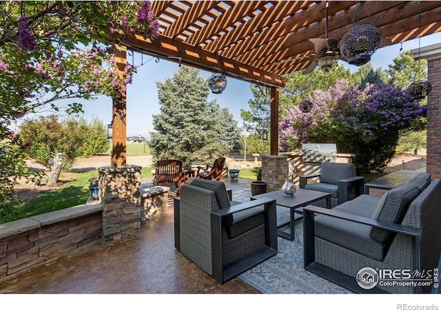 view of patio with an outdoor hangout area, a pergola, an outdoor kitchen, and ceiling fan