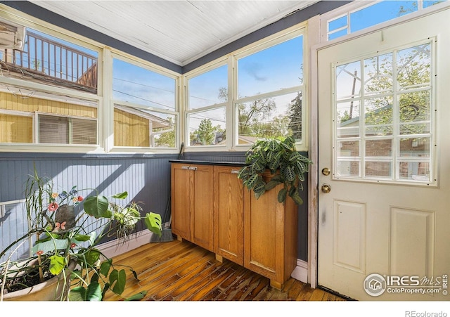 486 N Corona St, Denver, CO 80218 - sunroom / solarium with healthy amount of natural light