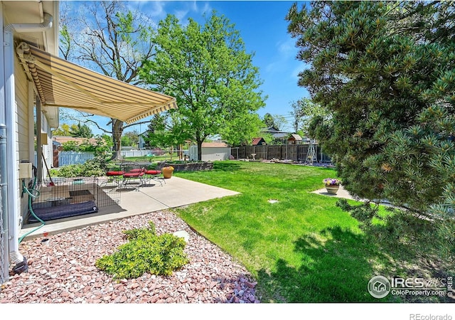view of yard with a patio