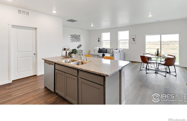 2727 73rd Ave, Greeley, CO 80634 - kitchen with a sink, gray cabinets, dishwasher, dark wood-style flooring, and recessed lighting
