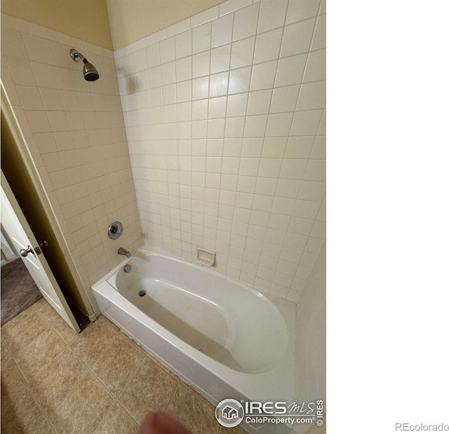 6608 W 3rd St Unit 35-58, Greeley, CO 80634 - bathroom with bathtub / shower combination