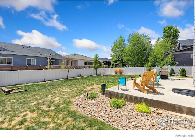 view of yard with a patio