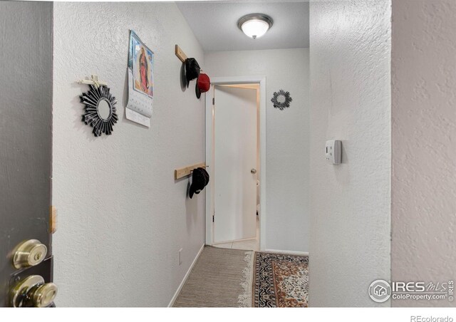 3030 Oneal Pkwy Unit 10, Boulder, CO 80301 - hallway with baseboards