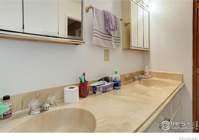 3030 Oneal Pkwy Unit 10, Boulder, CO 80301 - bathroom with double vanity
