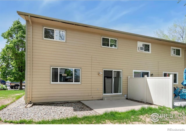537 W 39th St, Loveland, CO 80538 - photo 5