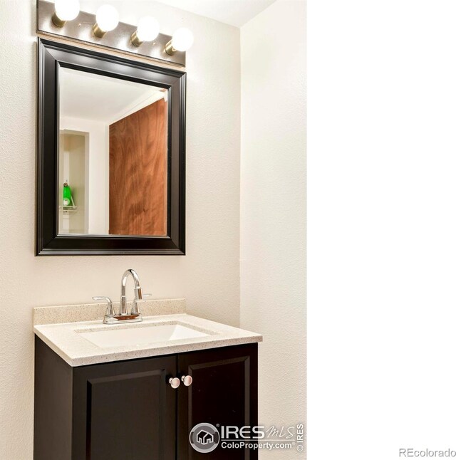 821 Hayden Ct, Longmont, CO 80503 - bathroom with vanity