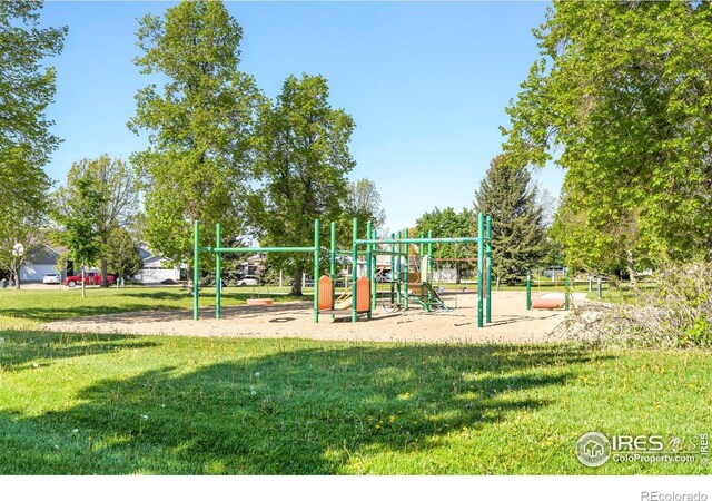 821 Hayden Ct, Longmont, CO 80503 - community jungle gym with a yard