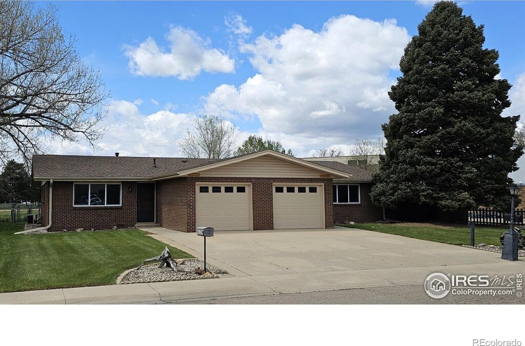 1909 Meadow Dr, Longmont, CO 80501 - photo 1