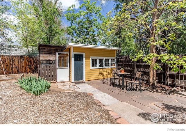 628 Endicott St, Fort Collins, CO 80524 - view of outdoor structure with an outbuilding