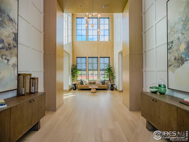 197 Liberty St, Erie, CO 80516 - lobby with a high ceiling