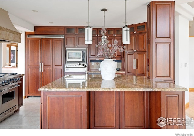 990 Utica Cir, Boulder, CO 80304 - kitchen with built in appliances, premium range hood, glass insert cabinets, hanging light fixtures, and recessed lighting
