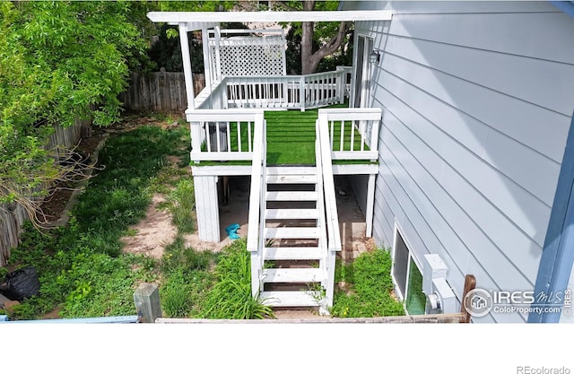 2648 Bradbury Ct, Fort Collins, CO 80521 - deck with stairway
