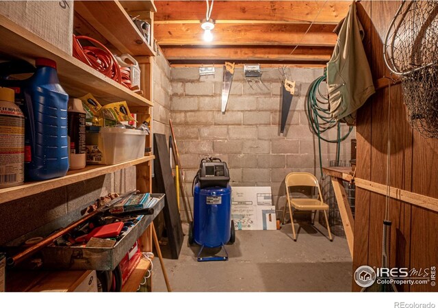 348 Crown Point Dr, Bellvue, CO 80512