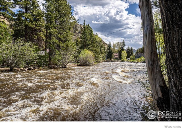 348 Crown Point Dr, Bellvue, CO 80512