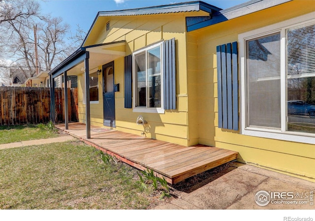 503 E Oak St, Lafayette, CO 80026 - view of side of property