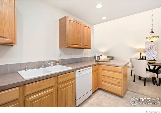 4603 Dusty Sage Ct Unit 4, Fort Collins, CO 80526 - kitchen with dishwasher, a sink, a peninsula, hanging light fixtures, and recessed lighting