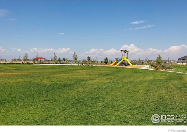 18722 E 99th Ave, Commerce City, CO 80022 - view of property's community featuring a gazebo and a lawn