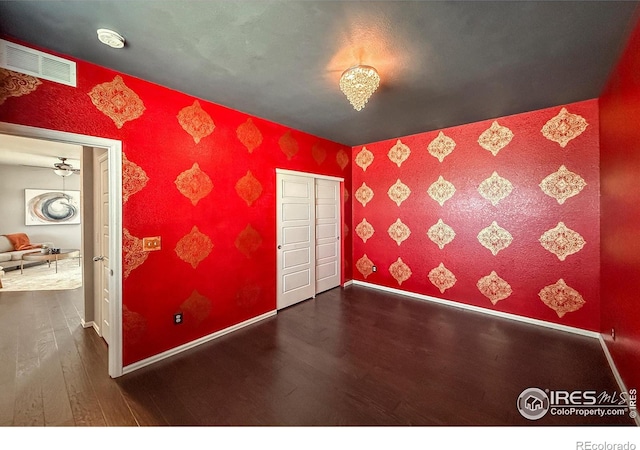 2190 Winding Dr, Longmont, CO 80504 - unfurnished room with wood-type flooring and a smoke detector