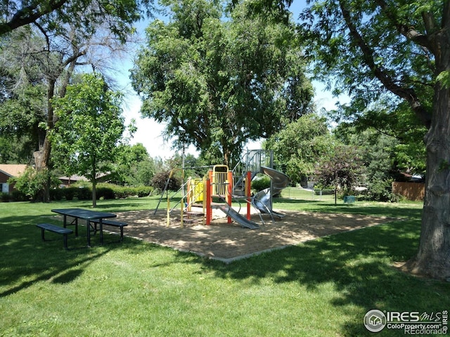 1815 9th Ave, Longmont, CO 80501 - community jungle gym featuring a lawn