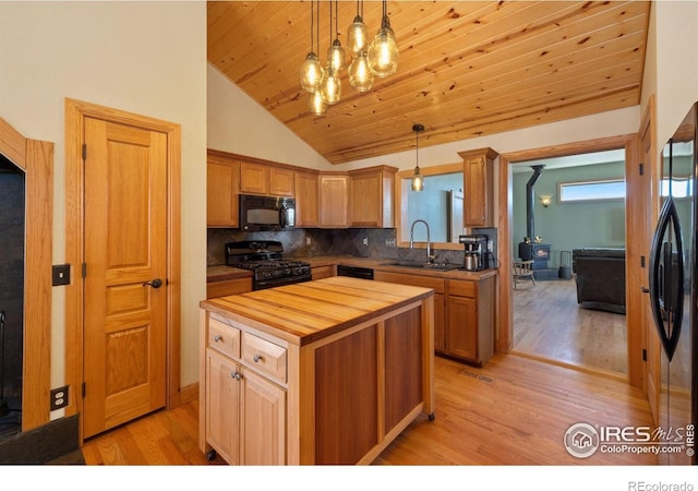 2726 Vesta Ln, Wellington, CO 80549