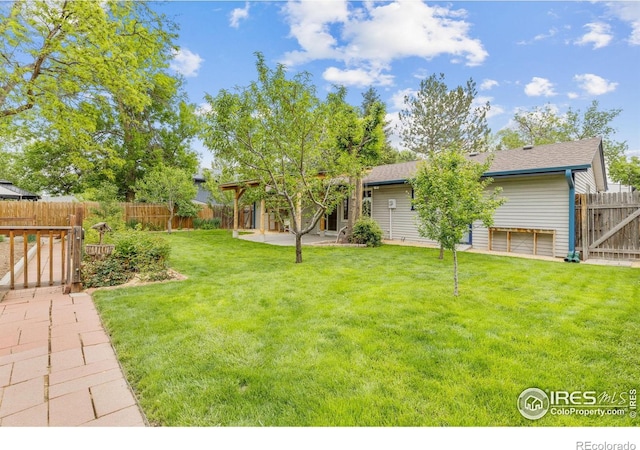 1805 Kinnikinnik Pl, Loveland, CO 80537 - view of yard featuring a patio