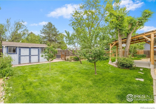 1805 Kinnikinnik Pl, Loveland, CO 80537 - view of yard with a patio area