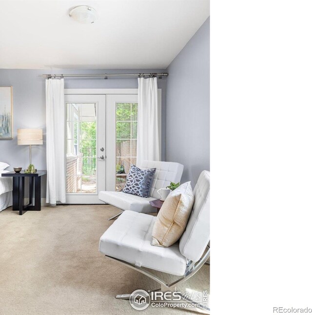 4924 Clubhouse Ct, Boulder, CO 80301 - carpeted living room with french doors
