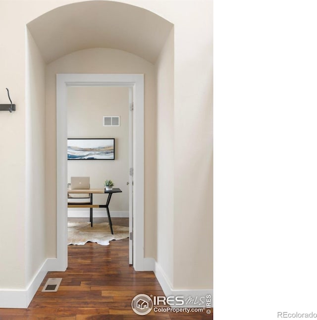 4924 Clubhouse Ct, Boulder, CO 80301 - corridor featuring dark wood-style flooring, baseboards, and an office area