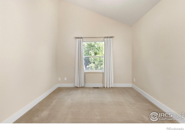 4924 Clubhouse Ct, Boulder, CO 80301 - unfurnished room with carpet floors, lofted ceiling, and baseboards