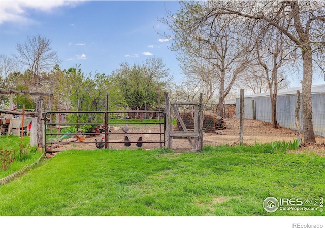 9445 Lykins Pl, Boulder, CO 80301 - view of yard with a gate
