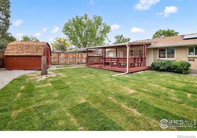 5329 Flower Cir, Arvada, CO 80002 - view of yard featuring a wooden deck