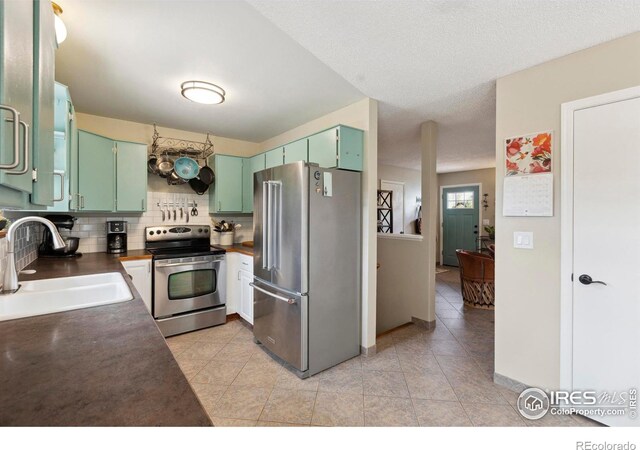 2501 Leghorn Dr, Fort Collins, CO 80526 - photo 12