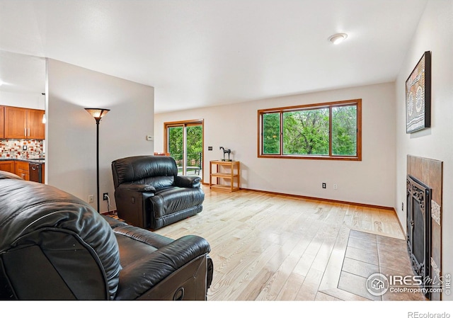 4489 Wellington Rd, Boulder, CO 80301 - living area with light wood-type flooring and baseboards