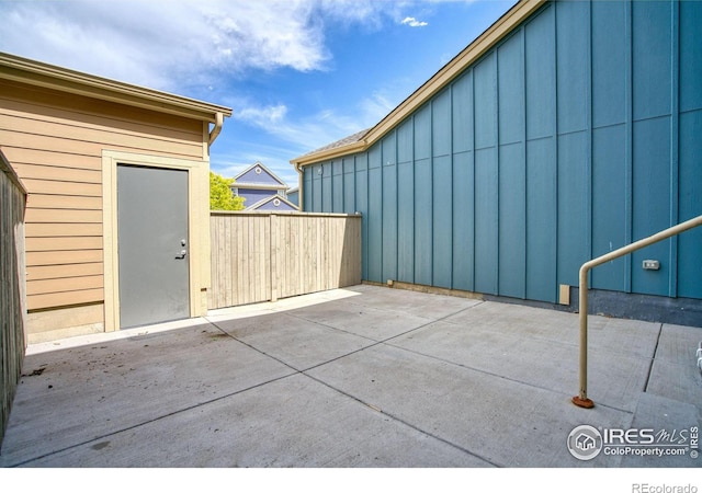 1240 Wren Ct Unit B, Longmont, CO 80501 - view of patio / terrace