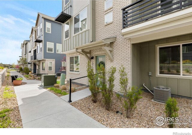 12155 W 57th Pl, Arvada, CO 80002