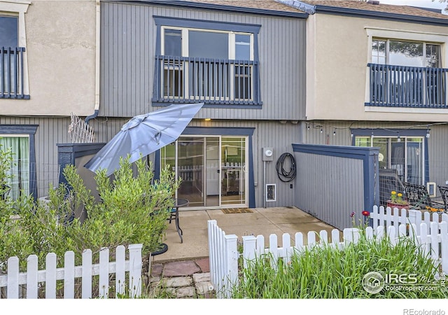 855 W Moorhead Cir Unit C, Boulder, CO 80305 - back of property featuring a patio area