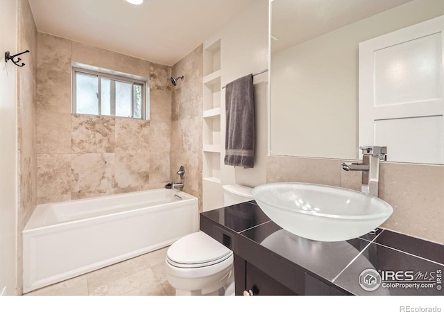 630 S 45th St, Boulder, CO 80305 - full bath with bathtub / shower combination, toilet, and vanity