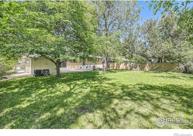 630 S 45th St, Boulder, CO 80305 - view of yard with a patio