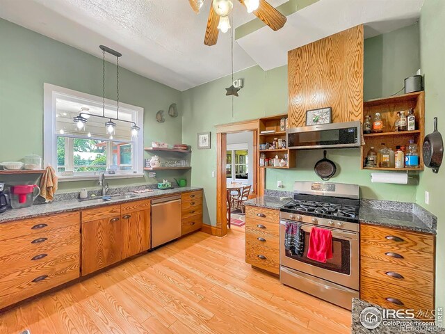 325 S Morlan Ave, Holyoke, CO 80734