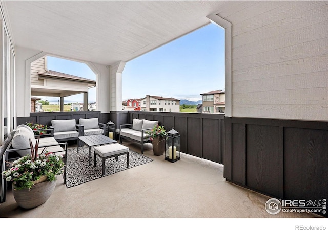 926 Hearteye Trl, Lafayette, CO 80026 - view of patio with an outdoor hangout area