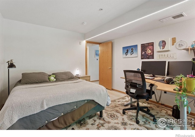 2802 Sundown Ln Unit 102, Boulder, CO 80303 - bedroom with an office area
