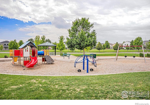 6253 Black Mesa Rd, Frederick, CO 80516 - community play area featuring a yard and a gazebo
